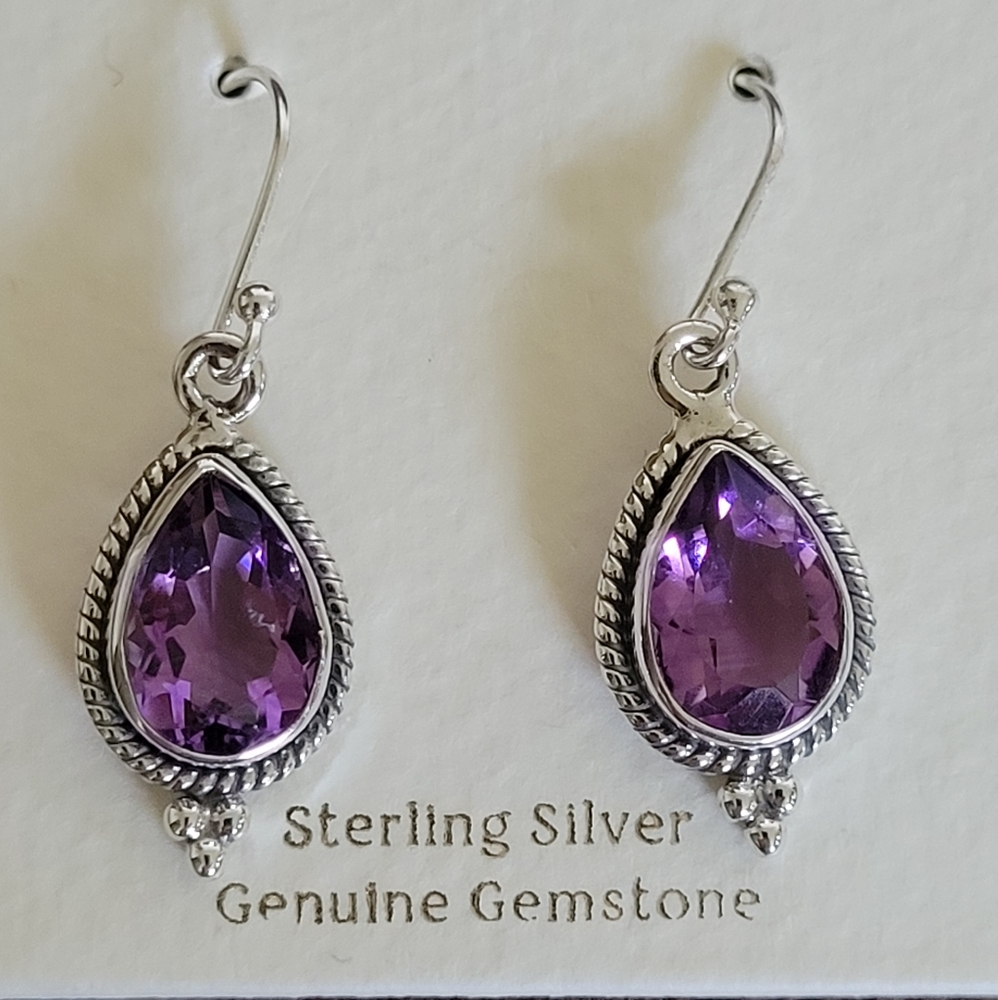 Shivam Amethyst💜 Teardrop💧Earrings - Picture 11 of 14